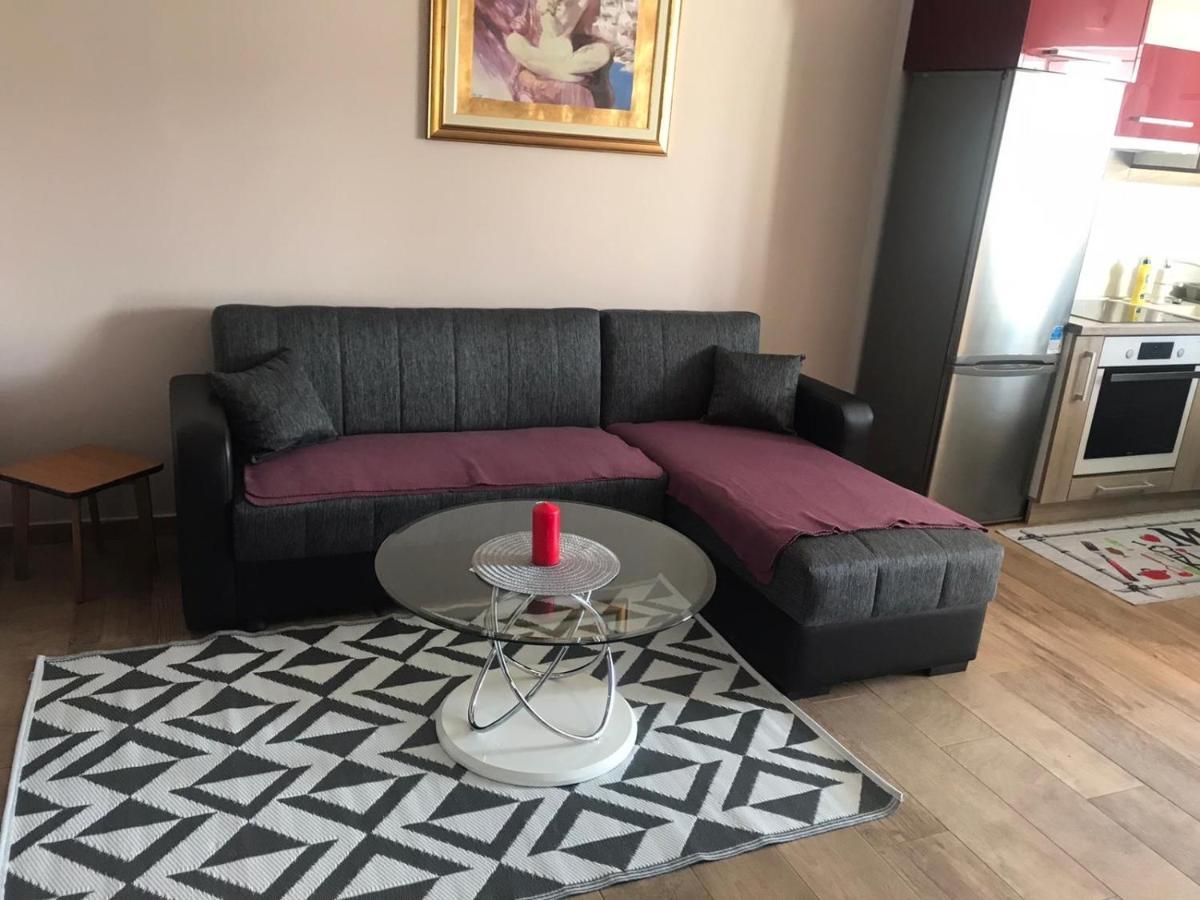 Appartamento Petra 2 Vir Esterno foto