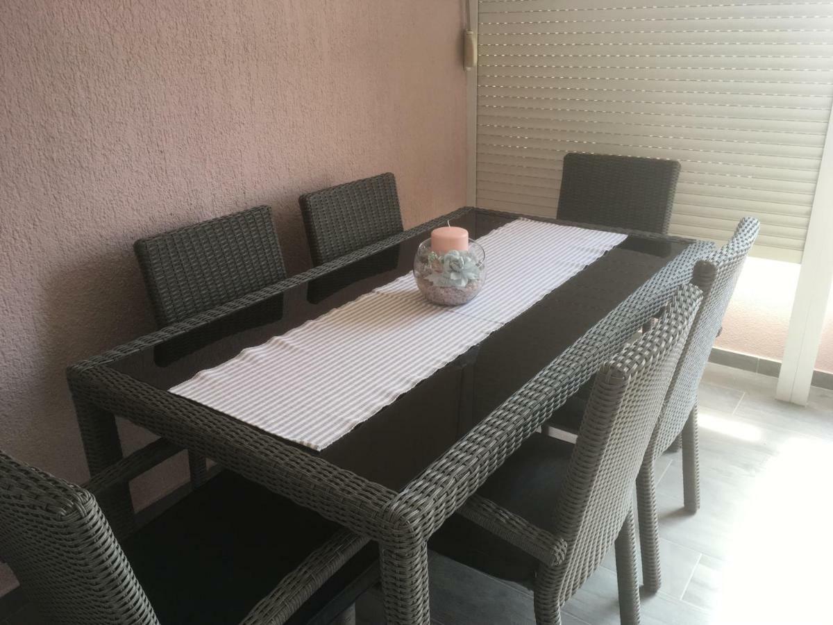 Appartamento Petra 2 Vir Esterno foto