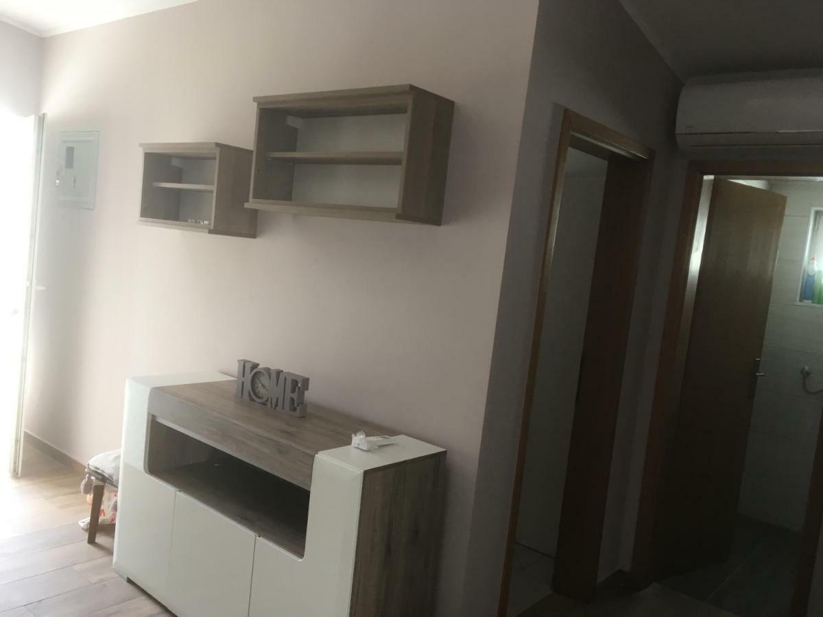 Appartamento Petra 2 Vir Esterno foto